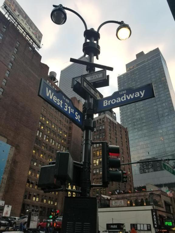 Апартаменты Studio In Herald Square Нью-Йорк Экстерьер фото
